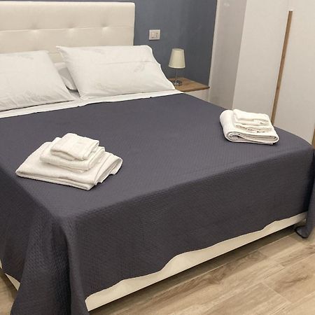 Hotel Goldenhouse Neapol Zewnętrze zdjęcie