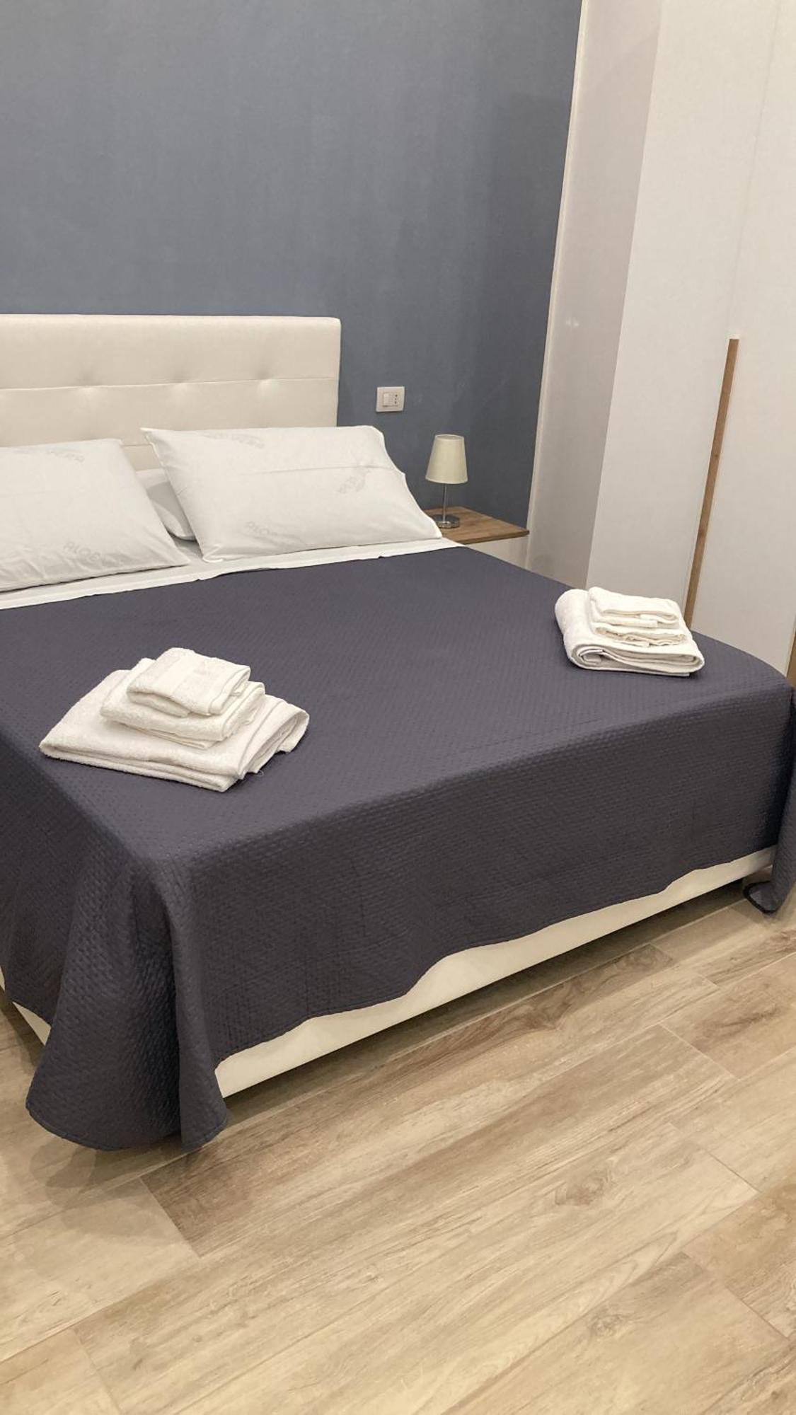 Hotel Goldenhouse Neapol Zewnętrze zdjęcie